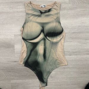 Fashion Nova Artistic Green and Tan Bodysuit